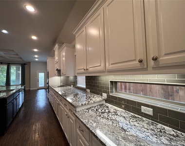 9741 Rio Frio Trail - Photo Thumbnail 5