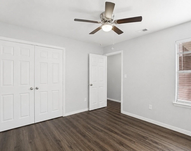 4011 Preferred Place - Photo Thumbnail 6