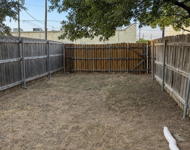 4011 Preferred Place - Photo Thumbnail 10