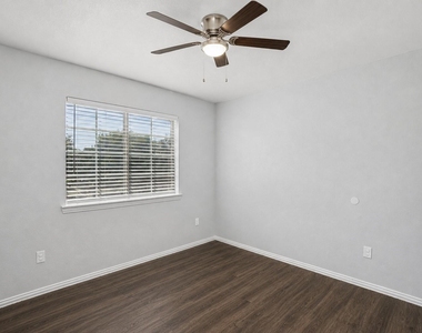 4011 Preferred Place - Photo Thumbnail 5
