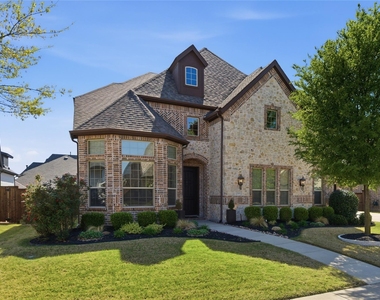 2801 Seabiscuit Road - Photo Thumbnail 3