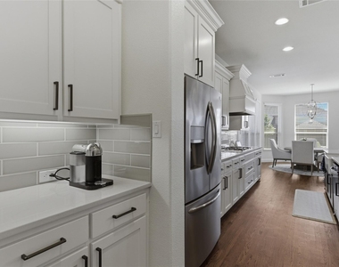 2801 Seabiscuit Road - Photo Thumbnail 17