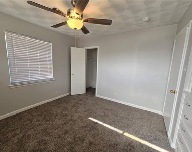 1623 Heather Glen Drive - Photo Thumbnail 16