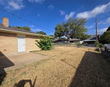 1623 Heather Glen Drive - Photo Thumbnail 21