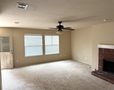 10687 Midway Drive - Photo Thumbnail 18