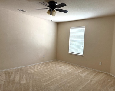 10687 Midway Drive - Photo Thumbnail 12
