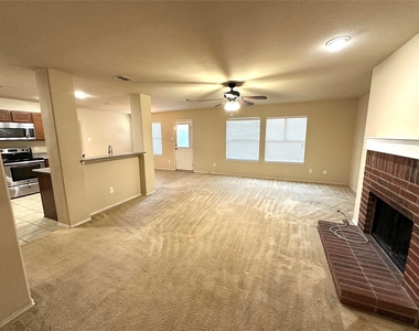 10687 Midway Drive - Photo Thumbnail 7