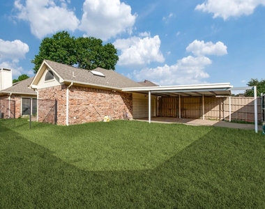 2817 Big Oaks Drive - Photo Thumbnail 11