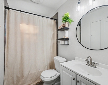 5008 Gilbert Drive - Photo Thumbnail 5