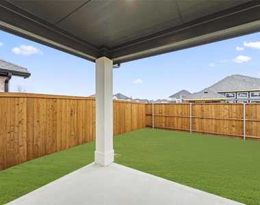 2828 Spring Side - Photo Thumbnail 18
