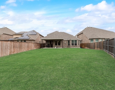 5805 Fuder Drive - Photo Thumbnail 17