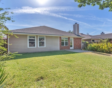 11829 Gold Creek Drive E - Photo Thumbnail 22