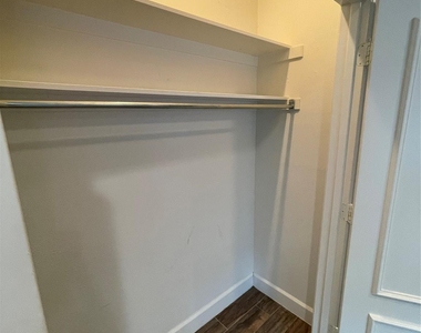 3101 Commerce Street - Photo Thumbnail 18