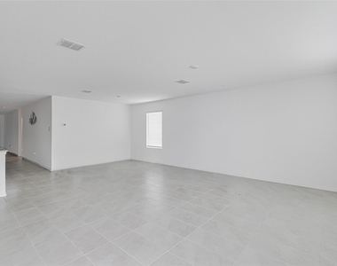 8617 Thicket Ridge Street - Photo Thumbnail 15