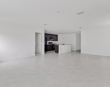 8617 Thicket Ridge Street - Photo Thumbnail 12