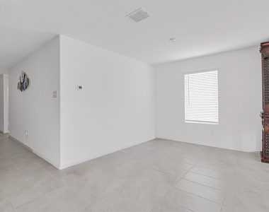 8617 Thicket Ridge Street - Photo Thumbnail 19