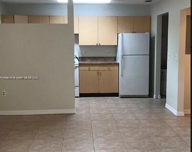 1546 Ne 32nd Street - Photo Thumbnail 6
