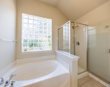 8100 Raven Court - Photo Thumbnail 21