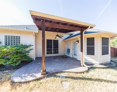 8100 Raven Court - Photo Thumbnail 28