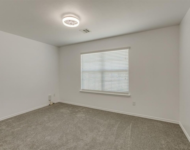 1720 Castle Street - Photo Thumbnail 29