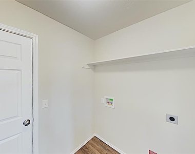 10609 Sw 23rd Terrace - Photo Thumbnail 12