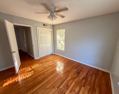 32 Twining Drive - Photo Thumbnail 8