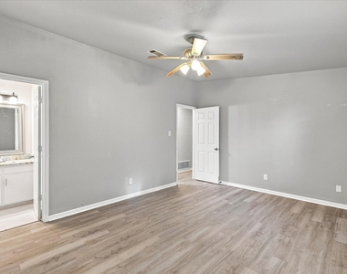 104 Stephen Drive - Photo Thumbnail 15