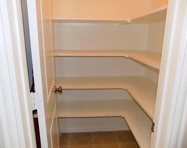10320 Cochron Drive - Photo Thumbnail 5