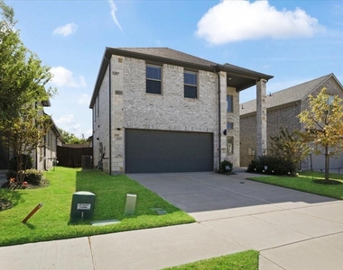 4801 Whitehill Trail - Photo Thumbnail 1