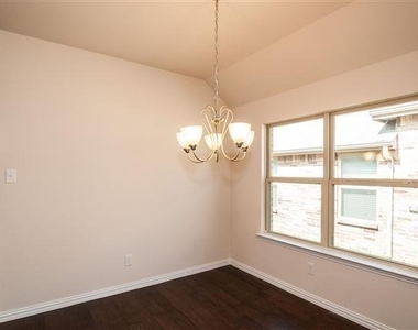 2708 Lake Ridge Drive - Photo Thumbnail 14
