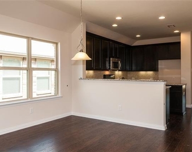 2708 Lake Ridge Drive - Photo Thumbnail 24