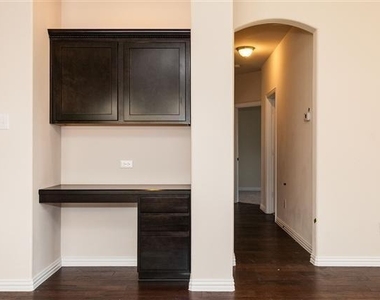 2708 Lake Ridge Drive - Photo Thumbnail 19