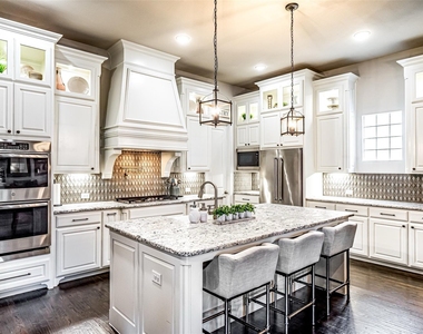 3990 Sevilla Drive - Photo Thumbnail 3