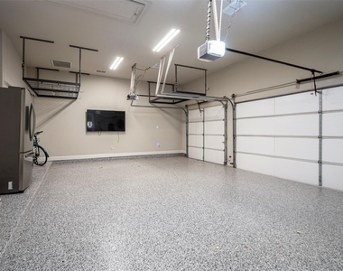 3990 Sevilla Drive - Photo Thumbnail 18