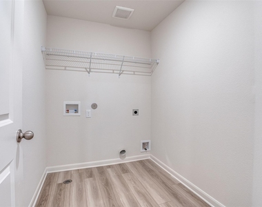 308 Stone Court - Photo Thumbnail 22