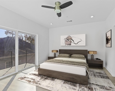 708 W 9th Street - Photo Thumbnail 16