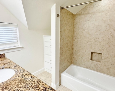 4148 Grassmere Lane - Photo Thumbnail 16