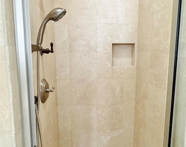 4148 Grassmere Lane - Photo Thumbnail 21