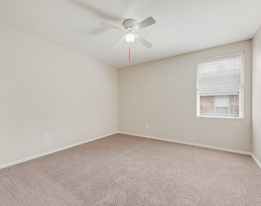 509 Cherrywood Terrace - Photo Thumbnail 19