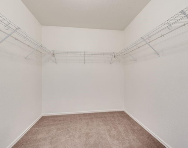 509 Cherrywood Terrace - Photo Thumbnail 14