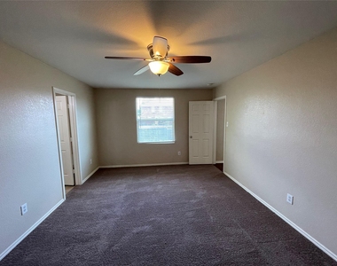 509 Cherrywood Terrace - Photo Thumbnail 7