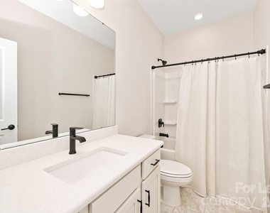 105 Goodson Place - Photo Thumbnail 17