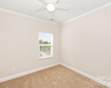 105 Goodson Place - Photo Thumbnail 19