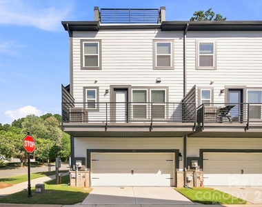 105 Goodson Place - Photo Thumbnail 1