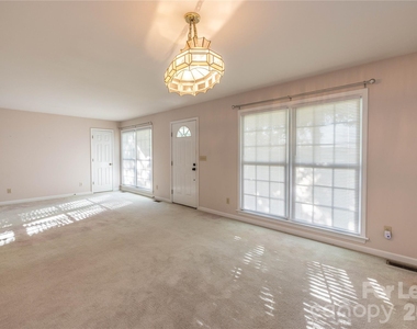 34838 Ellen Road - Photo Thumbnail 13