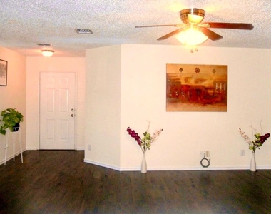 3107 Westview Drive - Photo Thumbnail 7