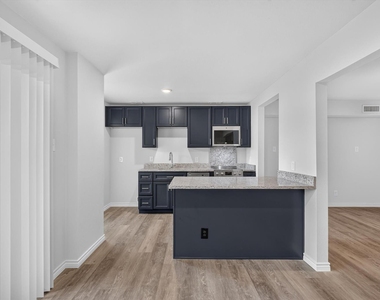 4652 Matilda Street - Photo Thumbnail 17