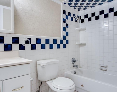 631 Valley View Drive - Photo Thumbnail 15