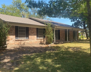 423 Shady Brook Place - Photo Thumbnail 1