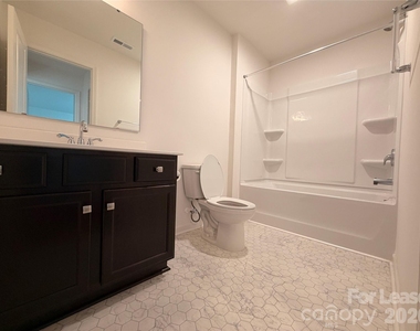 242 Redondo Drive - Photo Thumbnail 14